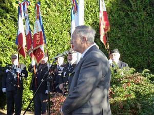 01.11.2012 CIMETIERE DE CAEN 04 Discours de M. SAINSOT